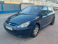 Usado Peugeot 307 110 CV (80 kW) 2004 Azul Berlina