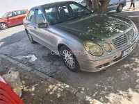 Usado Mercedes E280 Elegance 190 CV (139 kW) 2005 Beige Berlina