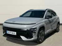 Usado Hyundai Kona N Line 141 CV (103 kW) 2023 Gris / plata SUV