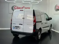Usado Renault Kangoo 95 CV (69 kW) 2021 Blanco Monovolumen