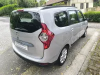 Usado Dacia Lodgy Lauréate 115 CV (84 kW) 2016 Gris / plata Monovolumen