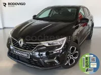 Usado Renault Arkana Zen 140 CV (102 kW) 2021 Negro SUV