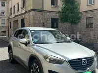 Usado Mazda CX-5 Luxury 150 CV (110 kW) 2016 Gris / plata SUV