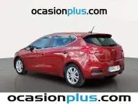 Usado Kia Ceed 128 CV (94 kW) 2015 Rojo Utilitario