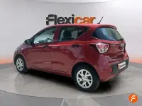 Usado Hyundai i10 GO! 66 CV (48 kW) 2018 Rojo Utilitario