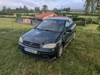 Usado Opel Astra Comfort 100 CV (73 kW) 1999 Verde Berlina