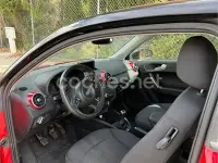 Usado Audi A1 Attraction 90 CV (66 kW) 2014 Rojo Utilitario