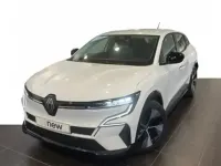 Begagnad Renault Mégane Equilibre 160 kW (218 HK) 2022 Vit Sedan