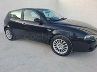 Usado Alfa Romeo 147 Progression 120 CV (88 kW) 2009 Negro Utilitario