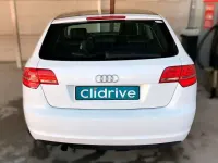 Usado Audi A3 Sportback Attraction 105 CV (77 kW) 2009 Blanco Utilitario