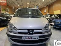 Usado Peugeot 807 109 CV (80 kW) 2006 Plateado Monovolumen