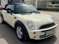 Usado Mini One Cabriolet 90 CV (66 kW) 2007 Blanco Descapotable