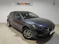 Usado Seat Leon Style 150 CV (110 kW) 2024 Gris Berlina