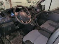 Usado Opel Vivaro Edition 120 CV (88 kW) 2018 Blanco Monovolumen