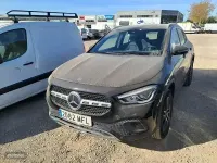 Usado Mercedes GLA200 150 CV (110 kW) 2023 Negro SUV