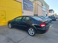 Usado Peugeot 407 Sport 140 CV (102 kW) 2011 Negro Berlina