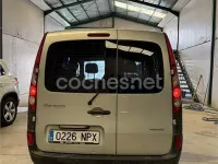 Usado Renault Kangoo Expression 85 CV (62 kW) 2009 Gris / plata Familiar