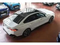 Używany BMW 520 Sport Line 197 KM (144 kW) 2025 Biały Sedan/Limuzyna