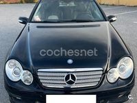 Usado Mercedes C220 143 CV (105 kW) 2003 Negro Berlina