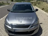Usado Peugeot 308 Access 100 CV (73 kW) 2016 Gris / plata Berlina