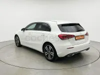 Usado Mercedes A180 136 CV (100 kW) 2019 Blanco Berlina