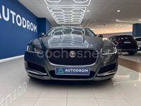 Usado Jaguar XF Prestige 180 CV (132 kW) 2017 Gris / plata Berlina