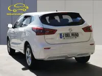 Usado Nissan Qashqai Acenta 140 CV (102 kW) 2021 Blanco SUV