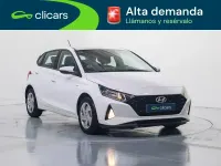 Usado Hyundai i20 100 CV (73 kW) 2021 Blanco Utilitario