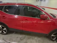 Usado Nissan Qashqai 360º 115 CV (84 kW) 2015 Rojo SUV