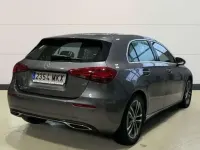 Usado Mercedes A180 136 CV (100 kW) 2023 Gris Berlina