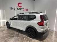 Usado Dacia Jogger Comfort 110 CV (80 kW) 2022 Blanco Monovolumen