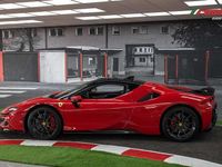 Usado Ferrari SF90 1001 CV (736 kW) 2022 Rojo Coupe