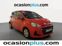 Usado Hyundai i10 67 CV (49 kW) 2019 Rojo Utilitario