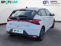 Usado Hyundai i20 100 CV (73 kW) 2021 Blanco Berlina
