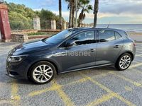 Usado Renault Mégane IV Zen 140 CV (102 kW) 2018 Gris / plata Berlina