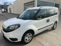 Usado Fiat Doblò 105 CV (77 kW) 2022 Blanco Monovolumen