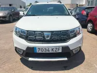 Usado Dacia Sandero Comfort 90 CV (66 kW) 2019 Blanco Berlina