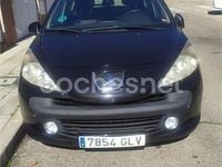 Usado Peugeot 207 95 CV (69 kW) 2009 Negro Berlina