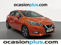 Usado Nissan Micra Acenta 90 CV (66 kW) 2017 Naranja Utilitario