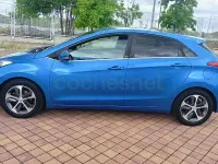 Käytetty Hyundai i30 GO! 110 HP (80 kW) 2017 Sininen Sedan