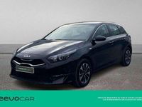 Usado Kia Ceed 101 CV (74 kW) 2024 Negro Utilitario