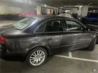 Usado Audi A4 140 CV (102 kW) 2007 Gris / plata Berlina