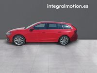 Usado Skoda Octavia Style 149 CV (109 kW) 2021 Rojo Familiar