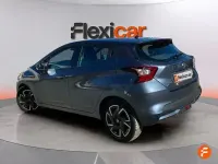 Usado Nissan Micra Acenta 92 CV (67 kW) 2021 Gris Utilitario