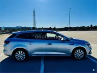 Usado Renault Mégane GrandTour Business 115 CV (84 kW) 2021 Gris / plata Familiar