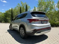 Usado Hyundai Santa Fe 230 CV (169 kW) 2022 Gris / plata SUV