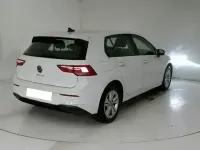 Usado VW Golf VIII 116 CV (85 kW) 2022 Blanco Berlina