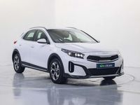 Usado Kia XCeed 101 HP (74 kW) 2024 Branco SUV