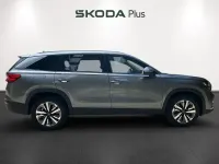 Usado Skoda Kodiaq Selection 204 CV (150 kW) 2025 Gris / plateado SUV