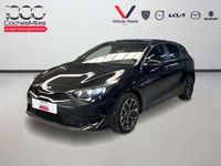 Usado Kia Ceed Style 101 CV (74 kW) 2025 Negro Utilitario